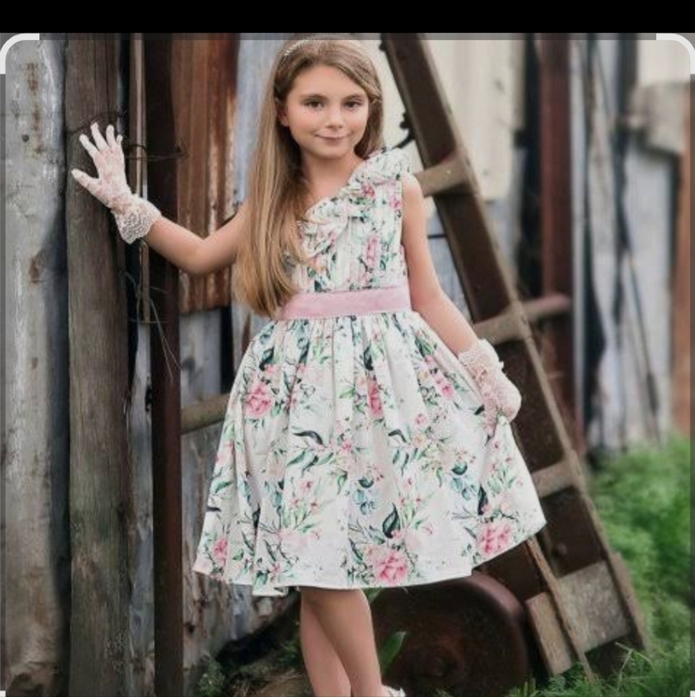 Trish Scully Elegant Floral Girls Dress with Pink Sash NWT Size 5